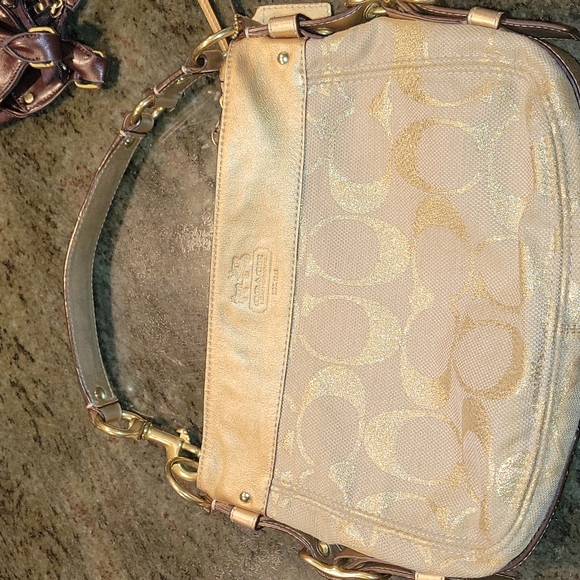 COACH handbag - Picture 9 of 11